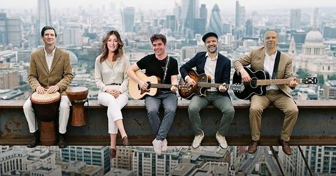Coverband für Stadtfeste aus Hamburg bei einem Live-Auftritt