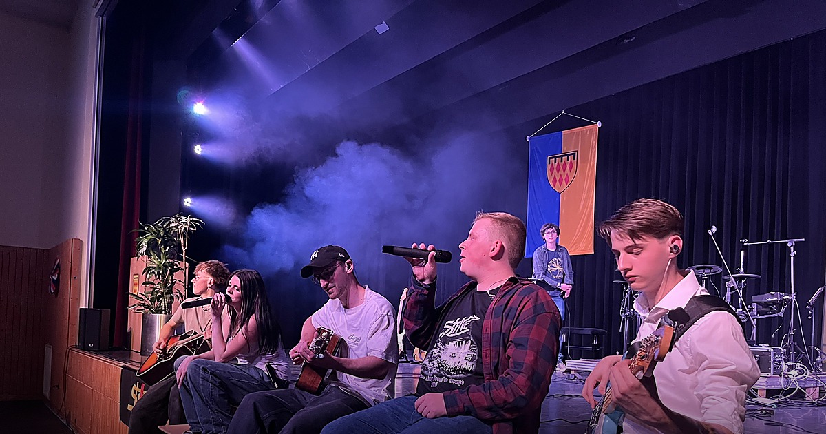 Große Partyband für Vereins- und Firmenfeste bei einem Live-Auftritt
