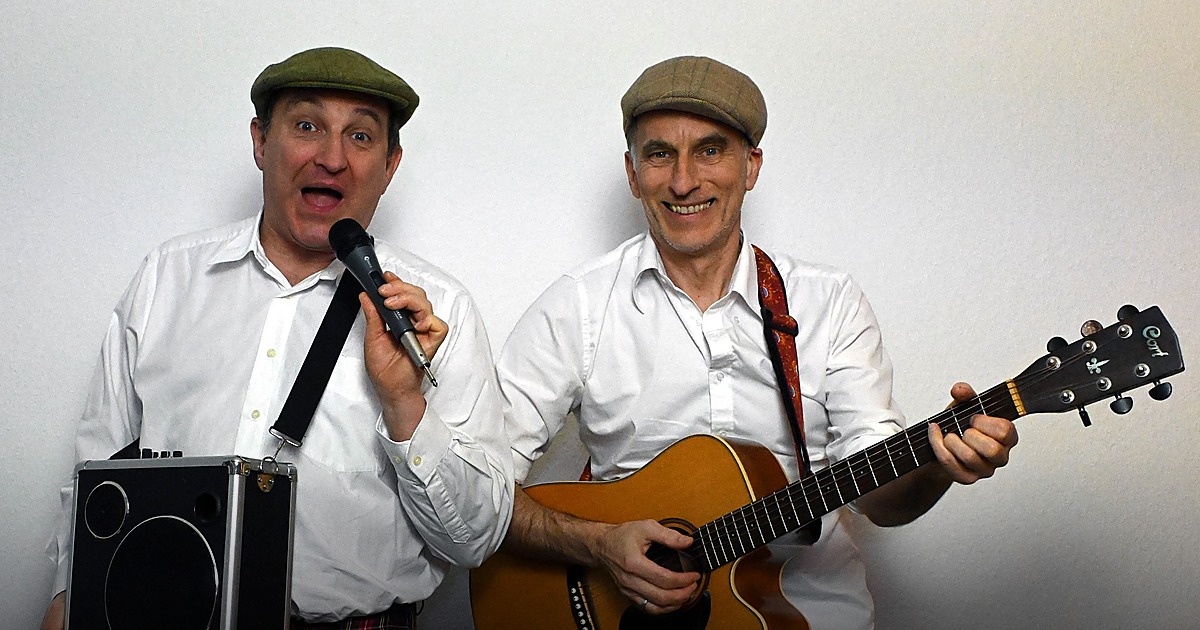 Irish-Folk-Duo aus Hannover bei einem Live-Auftritt