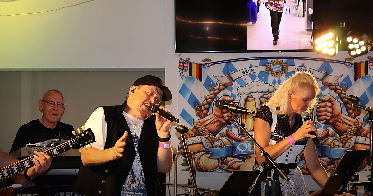 Partyband aus dem Raum Stuttgart bei einem Live-Auftritt