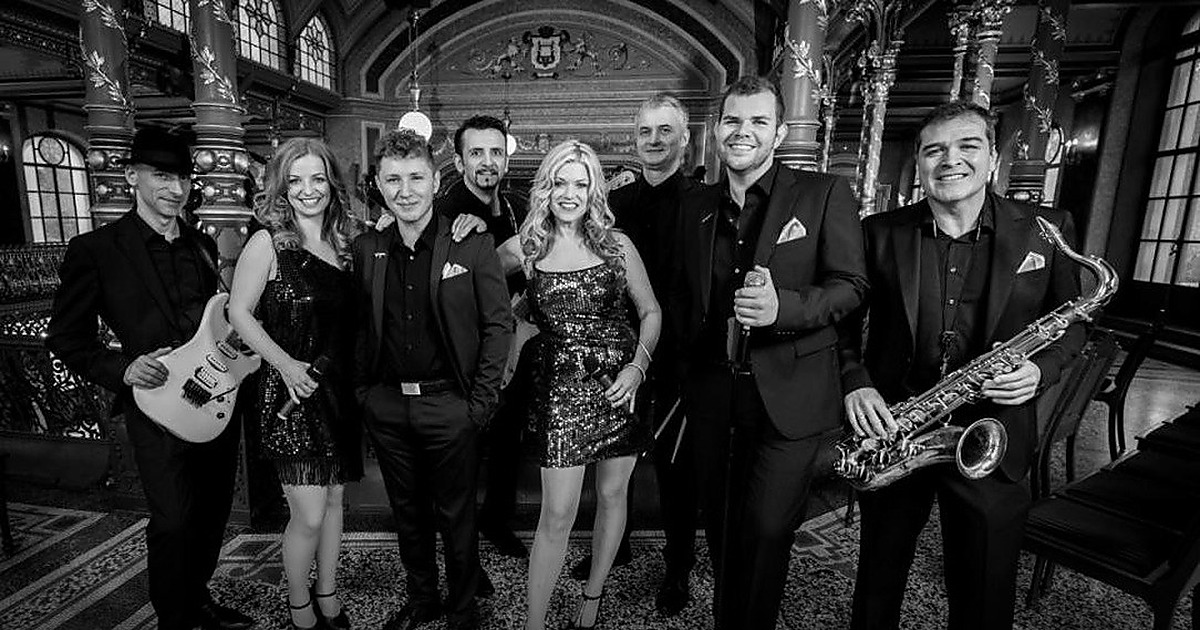 Pop-Eventband aus München bei einem Live-Auftritt