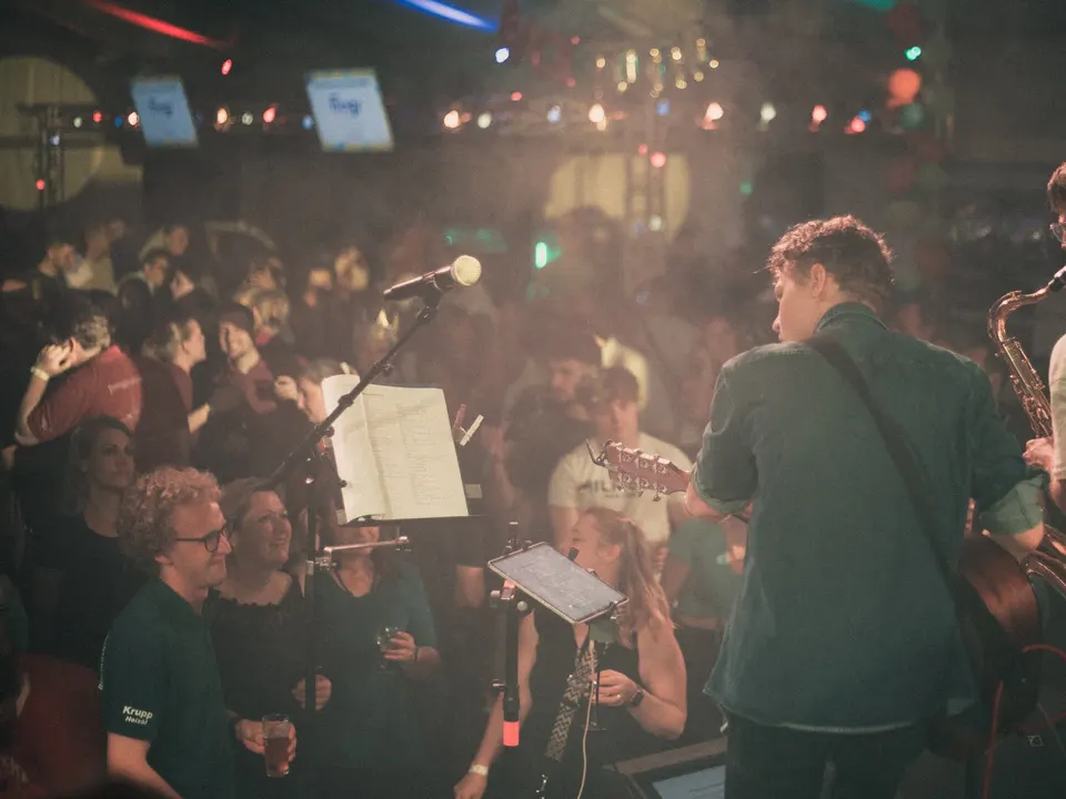 Partyband – Quartett · bis zu 6 × 40 Minuten Live-Musik