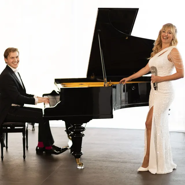 Sängerin und Showact aus München