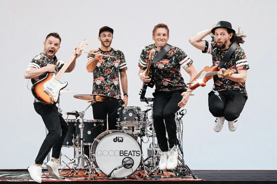 Rock- und Pop-Coverband aus Borchen ohne Ton- und Lichttechnik