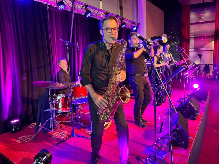 Live-Saxophon